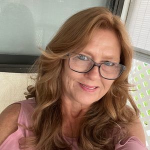 Meet your Posher, Paulette